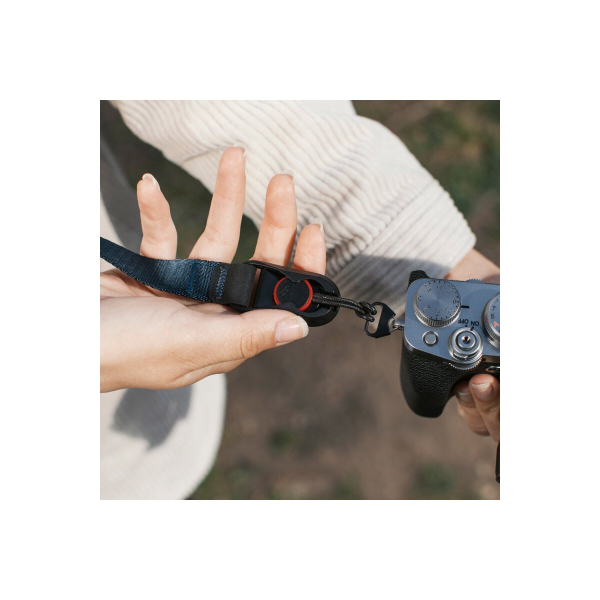 Peak Design – Cuff – éjkék - iSTYLE HU