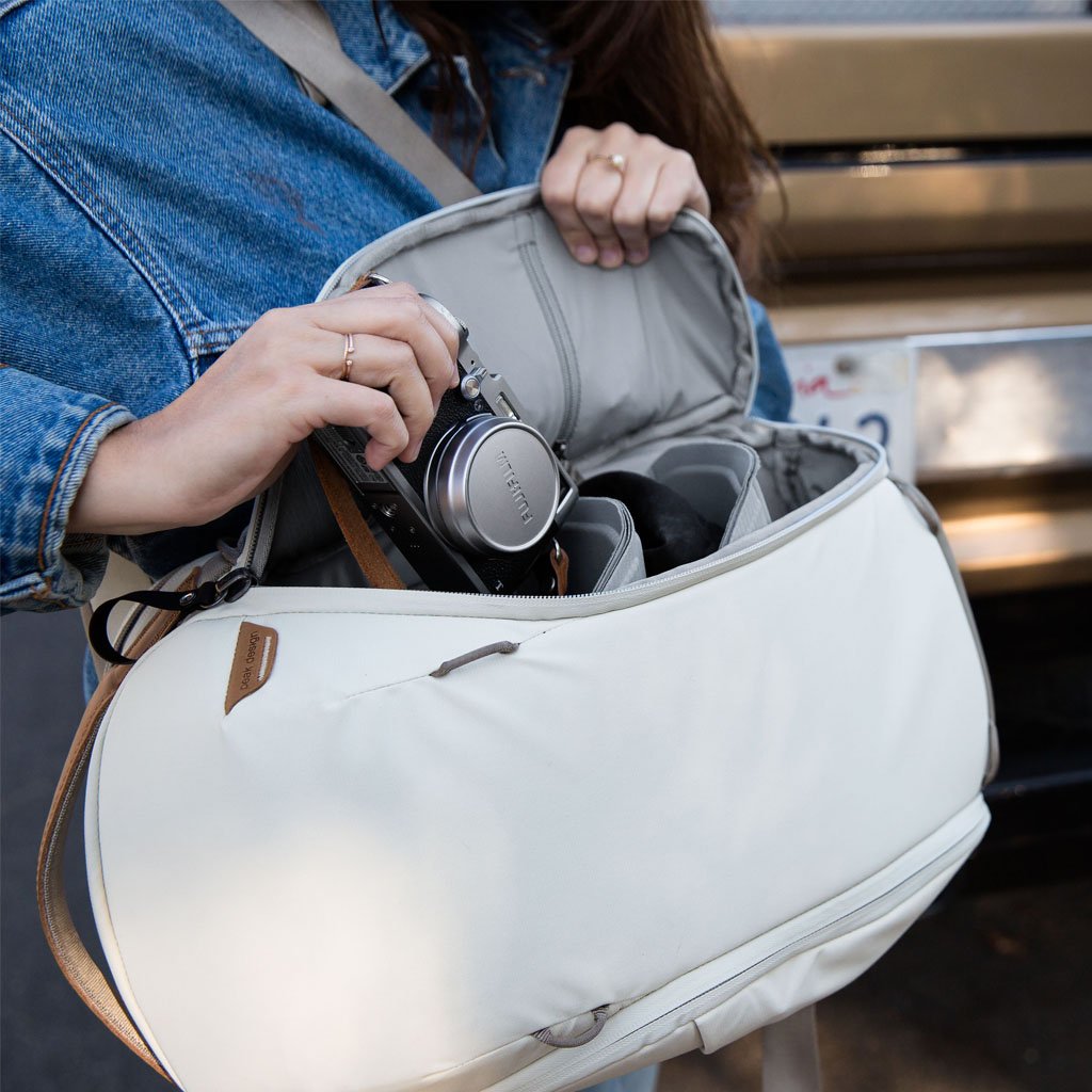 Peak Design - Everyday Backpack 15L Zip v2 - csontszín - iSTYLE HU