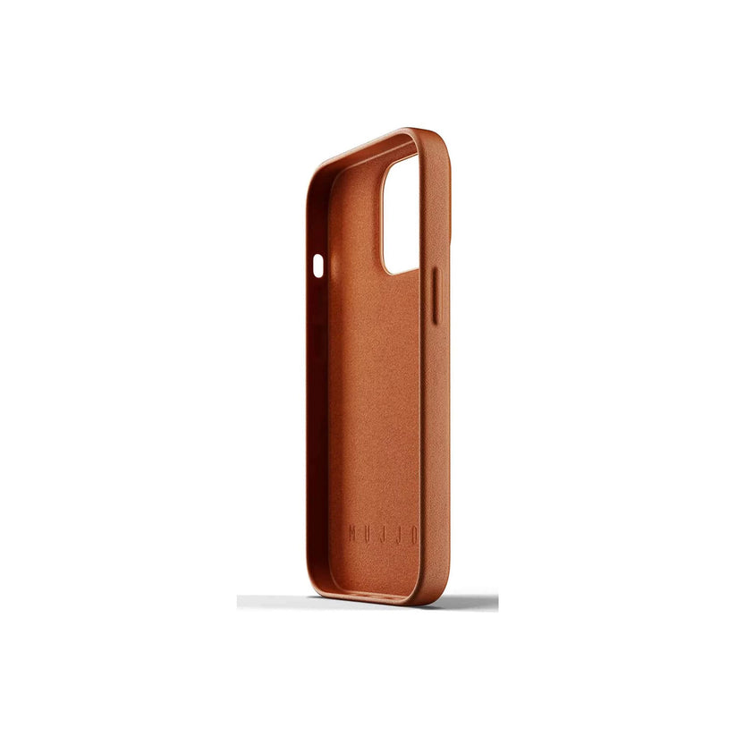 Mujjo – iPhone 13 Pro bőr tok - barna - iSTYLE HU