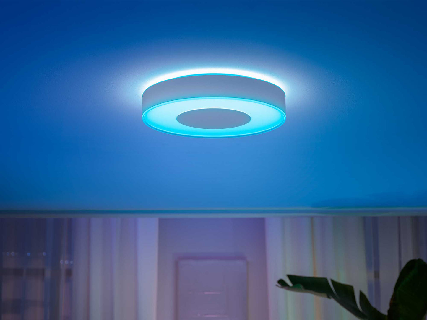 Infuse L Hue ceiling lamp white