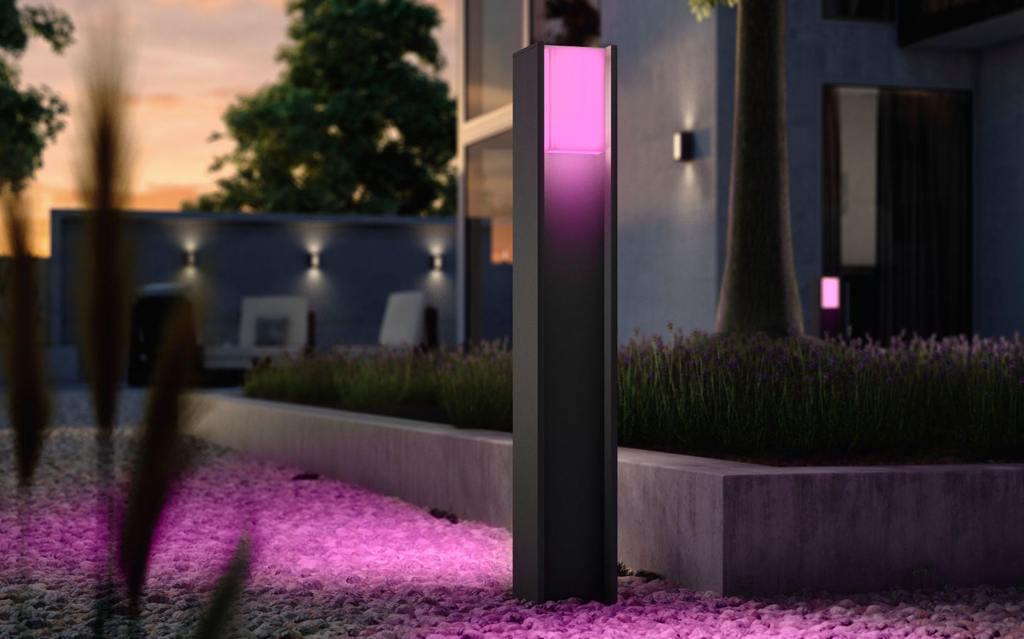 Turaco Hue post anthracite 1xA60 White and Color Ambiance
