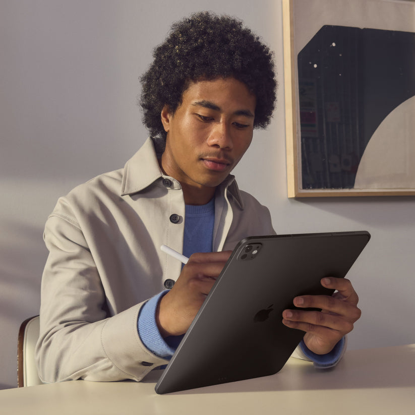 iPad Pro 11 (M4): Wi-Fi, 256 GB, standard üveg - ezüst - iSTYLE HU