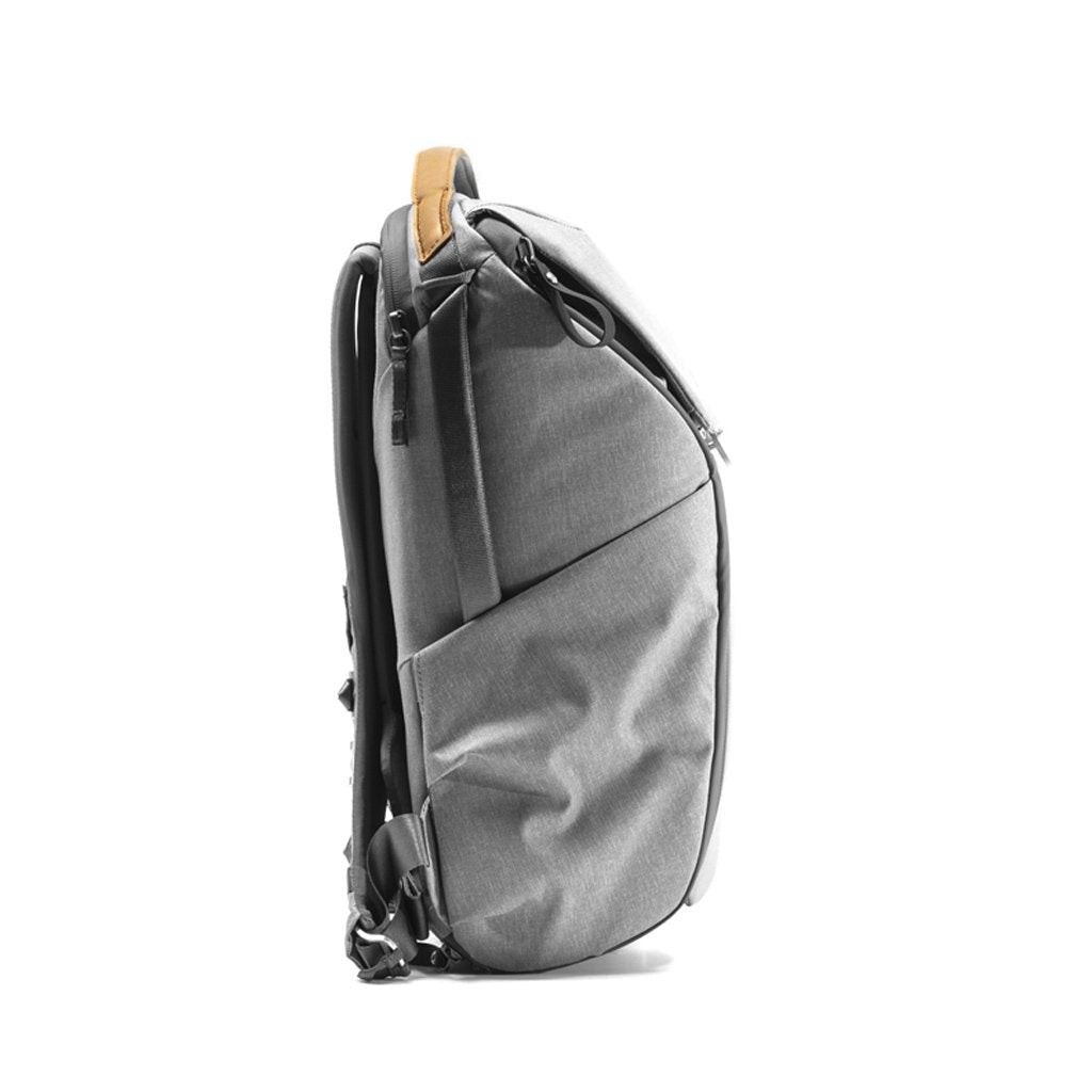 Peak Design - Everyday Backpack 20L v2 - hamuszürke - iSTYLE HU
