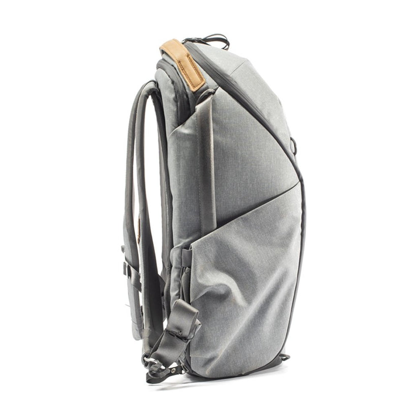 Peak Design - Everyday Backpack 15L Zip v2 - hamuszürke - iSTYLE HU
