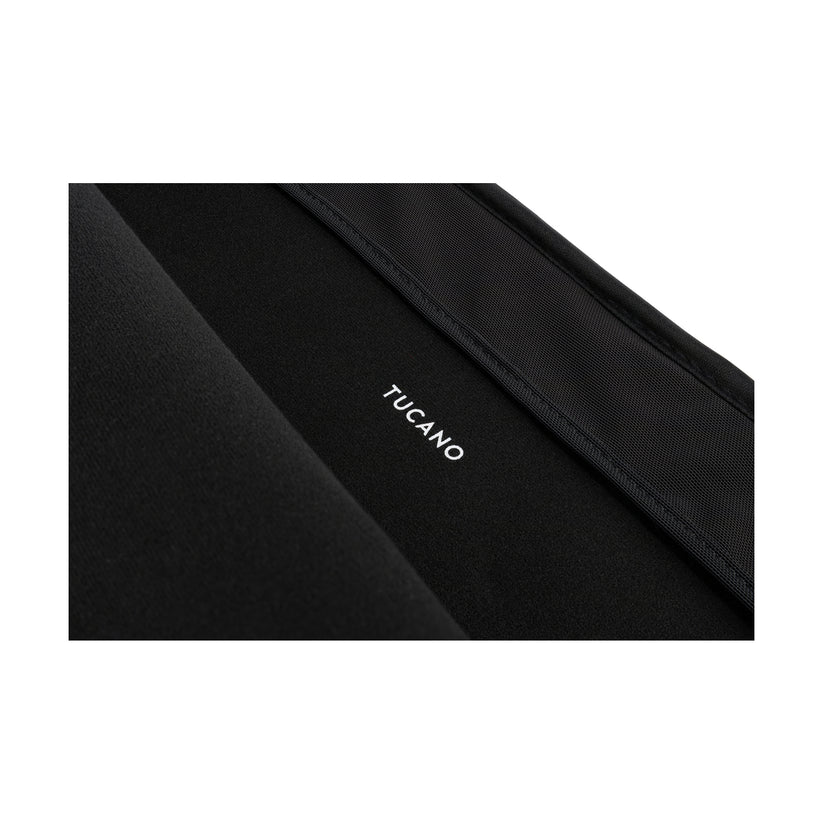 Tucano – VELLUTO MacBook Pro 15" (2016-2019) / 16" (2019) tok - Fekete - iSTYLE HU