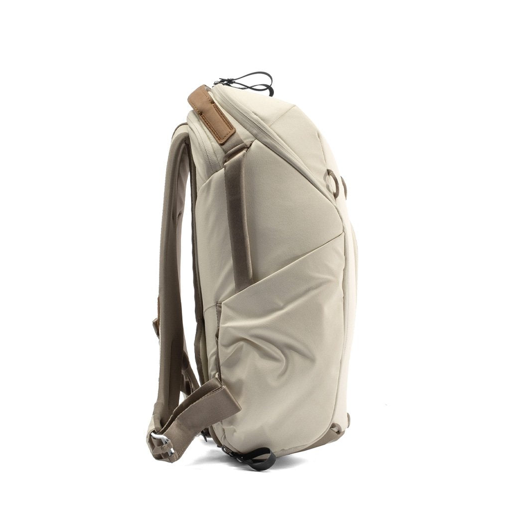 Peak Design - Everyday Backpack 15L Zip v2 - csontszín - iSTYLE HU