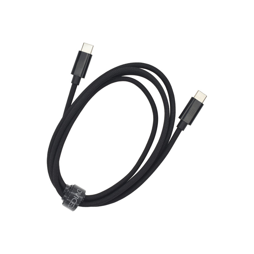 Dviced – USB-C - USB-C szőtt borítású töltőkábel, 1,25 m - fekete - iSTYLE HU