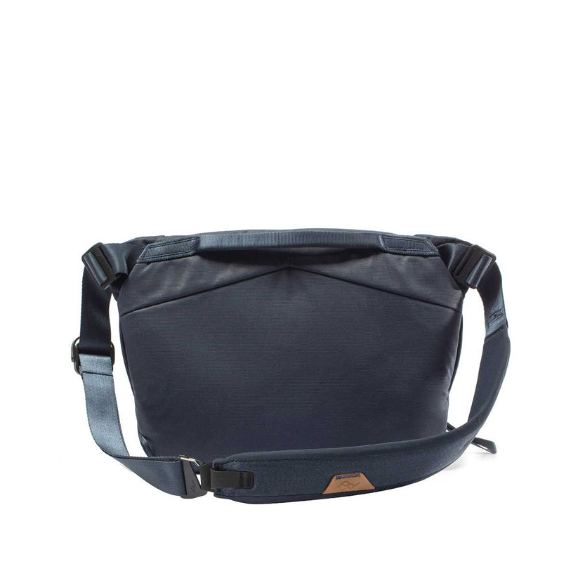 PEAK DESIGN Everyday Sling 6L v2 - éjkék - iSTYLE HU