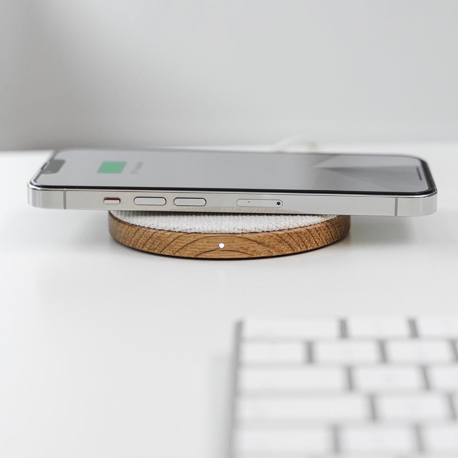 Woodcessories EcoPad for All Wireless Enabled Devices - Oak/Fabric - iSTYLE HU