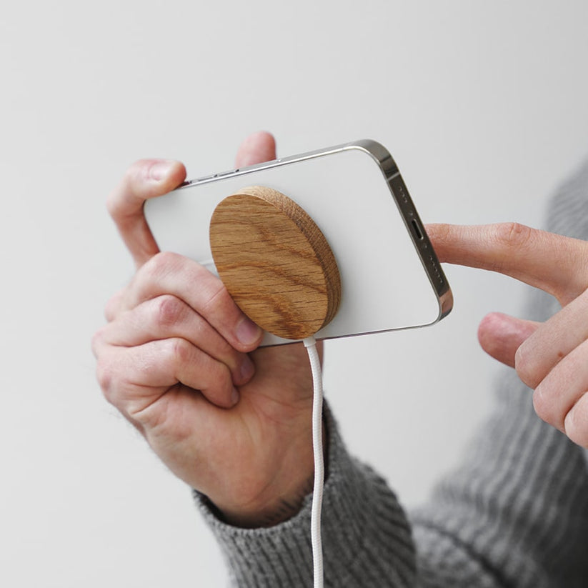 Woodcessories MagPad for All Wireless Enabled Devices - Oak/Fabric - iSTYLE HU