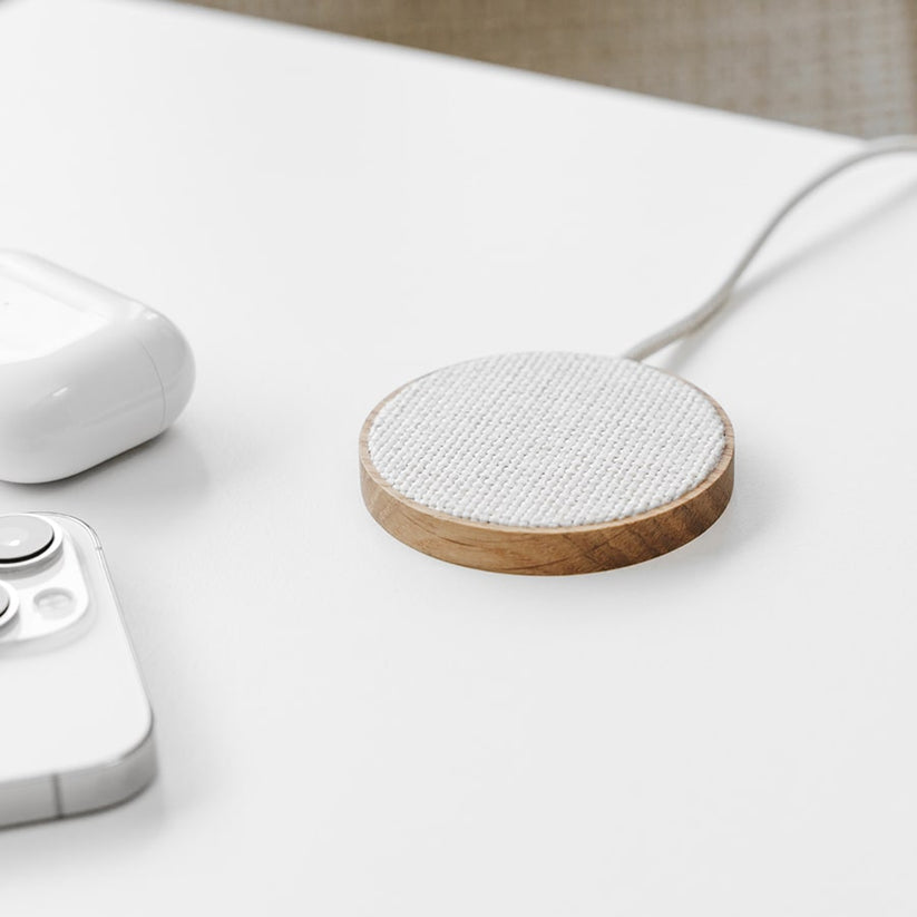 Woodcessories MagPad for All Wireless Enabled Devices - Oak/Fabric - iSTYLE HU