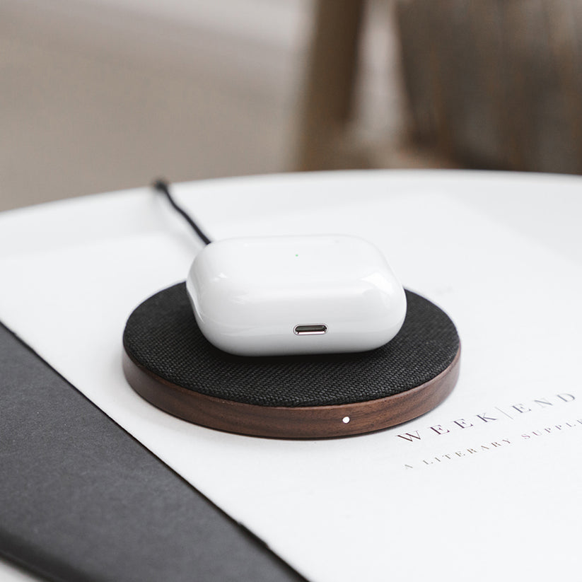 Woodcessories EcoPad for All Wireless Enabled Devices - Walnut/Fabric - iSTYLE HU