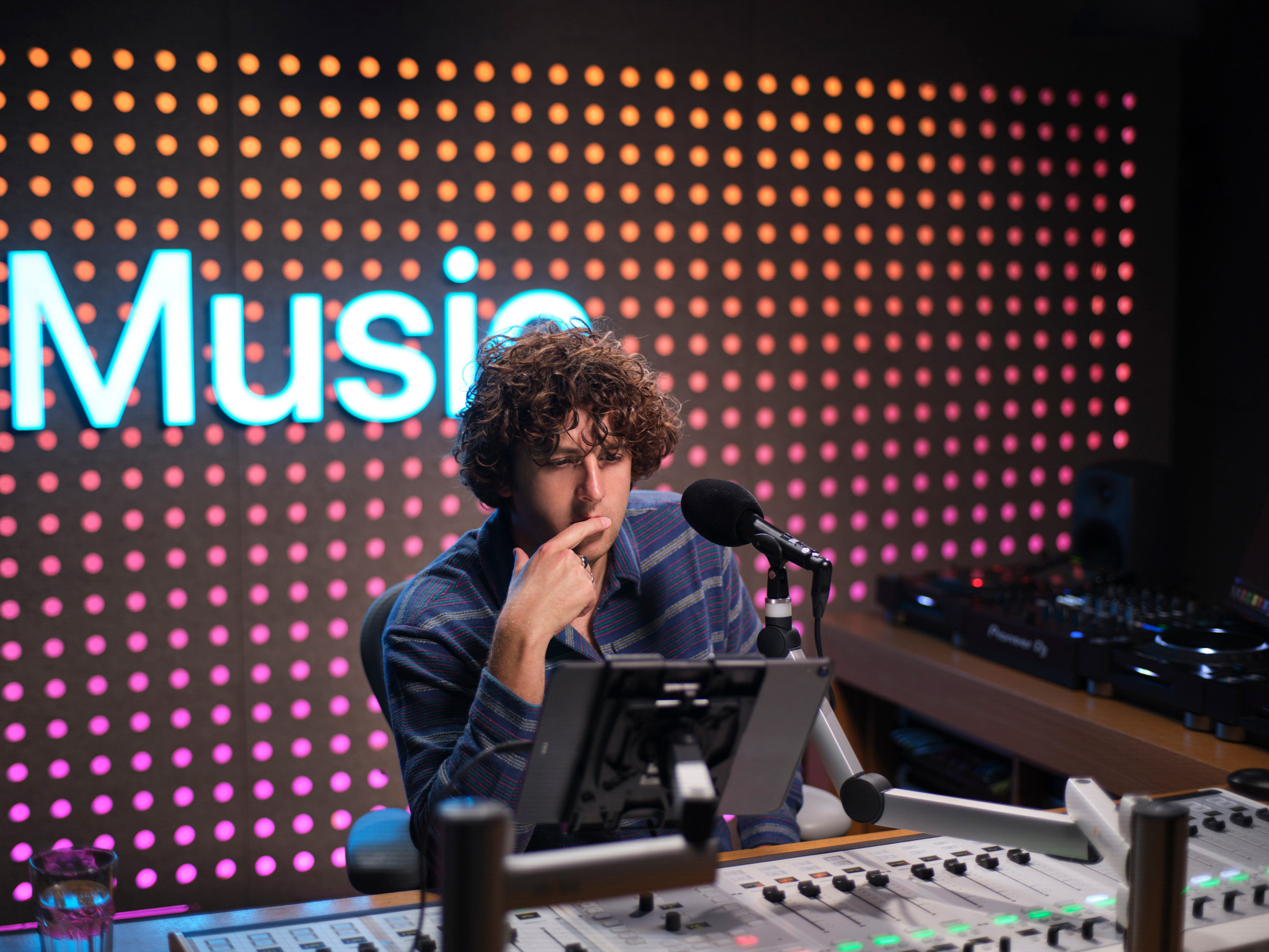 Jamie XX Apple Music