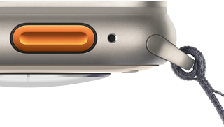 Apple Watch Ultra 2 narancsszínű Művelet gombbal és masszív titántokkal